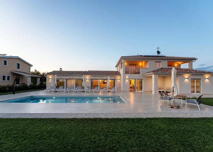 Villa Juki By Briskva Kastel