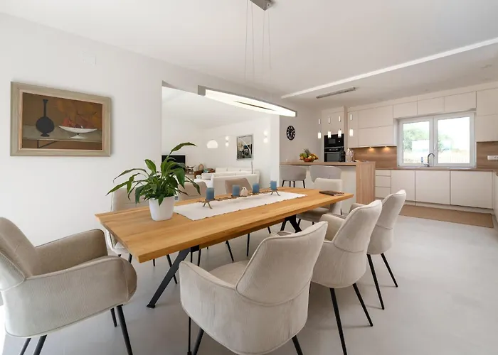 Villa Juki By Briskva Kastel